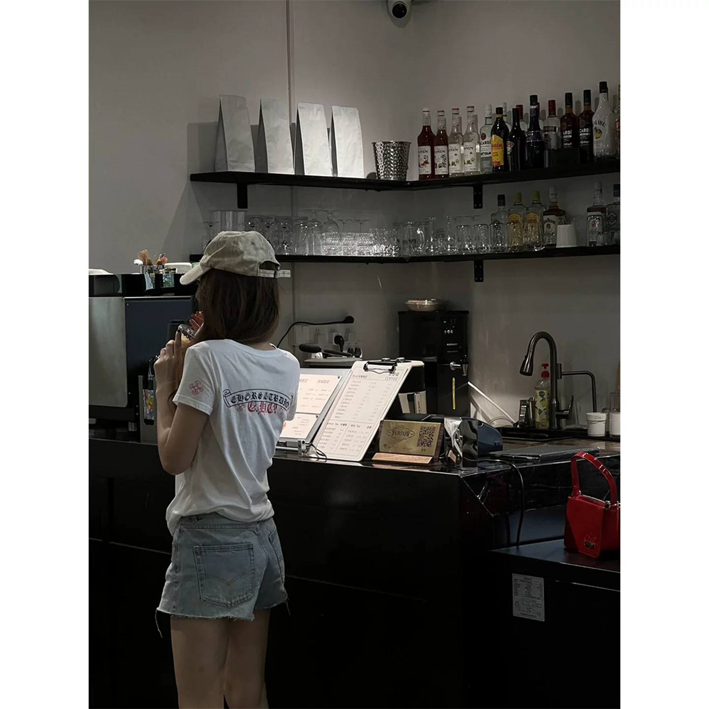 美式甜辣字母印花修身小上衣女