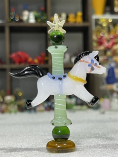 摆件琉璃淄博特产玉料器中古回流国外艺术品旋转木马生肖马手工作