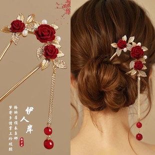 敬酒服头饰订婚新中式红色发簪子结婚新娘马面裙旗袍新年u型发夹