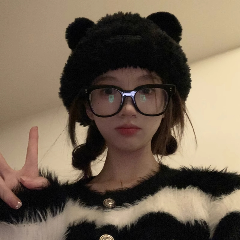 柯聿毛绒小熊针织帽女保暖