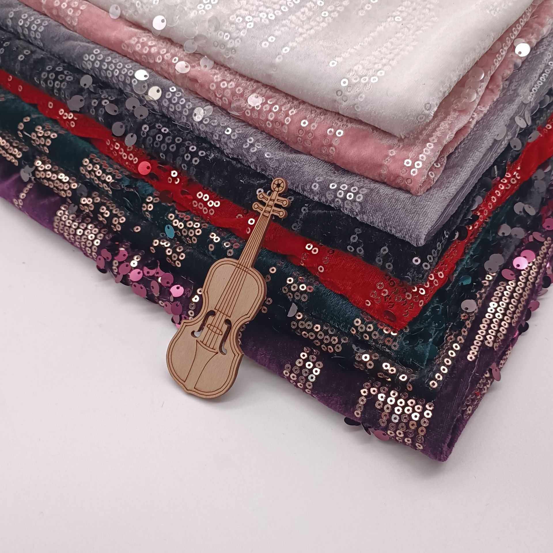 新款直销新款3厘珠片绒布绣花  时装服装面料 女装西装 6厘双色亮,纺织面料/辅料/配套,面料/布类,淘宝优惠券,粉丝福利购,淘宝优惠卷