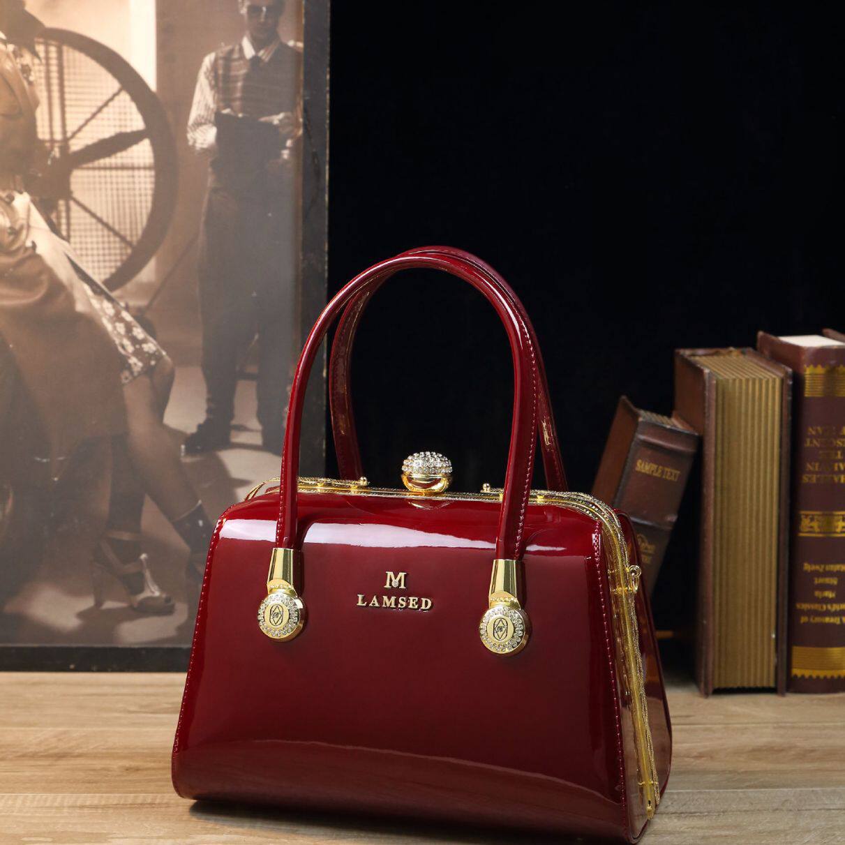 厂家直销漆皮亮面包包红色婚宴女手提包时尚妈妈女包单肩斜挎