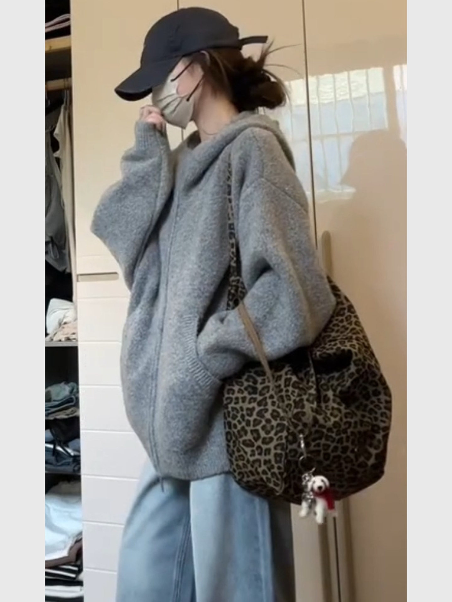 灰色格雷系连帽针织开衫毛衣外套秋季巨好看的韩系小香风穿搭上衣