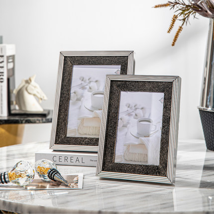 简约摆件不锈钢皮革马毛相框6寸7寸家用高级感摆台样板房装饰像框