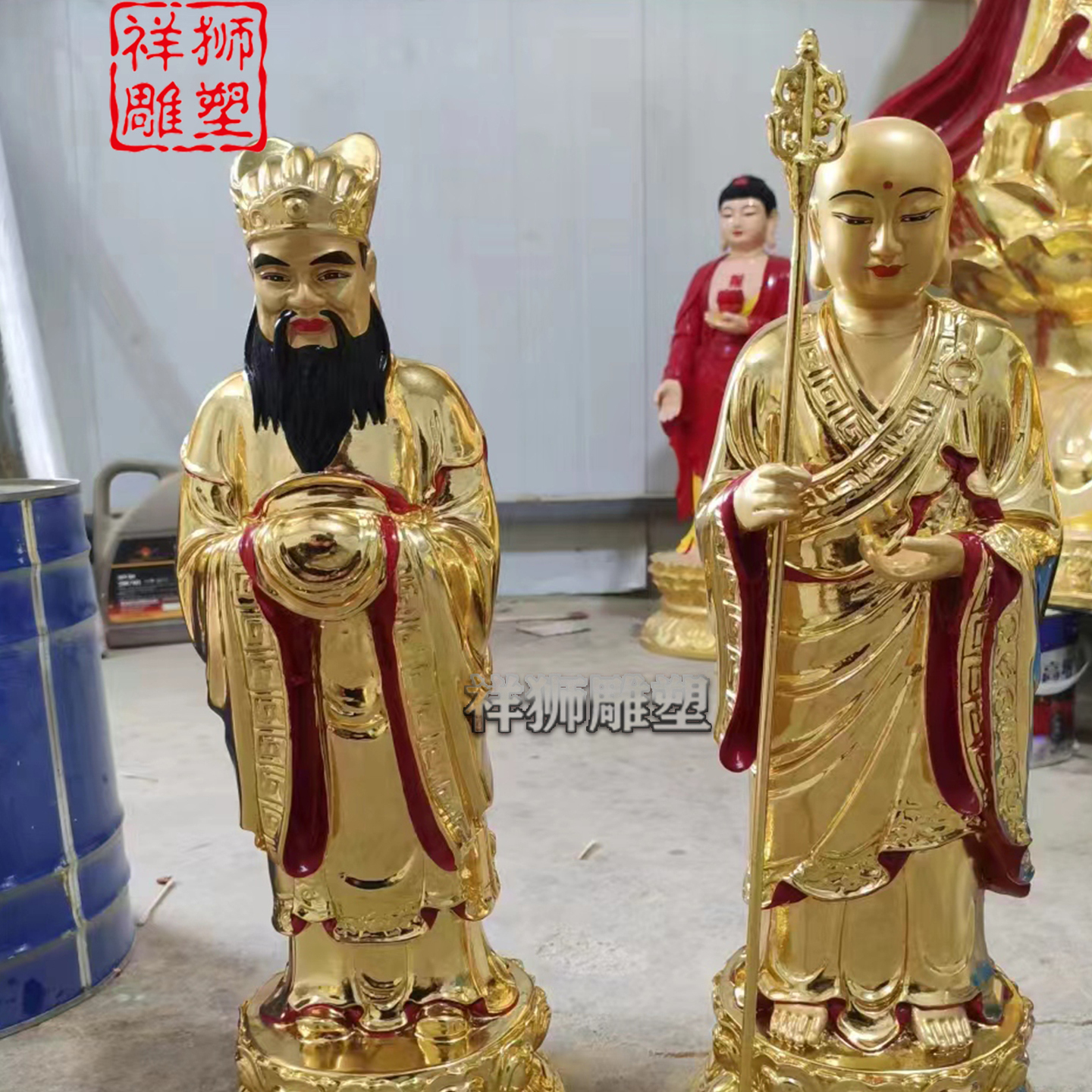 祥狮雕塑黄铜贴金闵公道明佛像