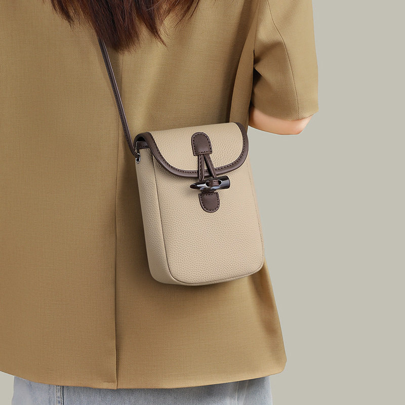 手机包女包2026新款夏季斜挎包高级感真皮迷你小包零钱包洋气百搭