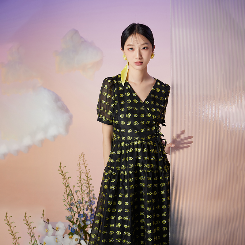【昕怡专属】lucidy鲁思蒂绿花套头蛋糕裙通勤V领短袖碎花连衣裙