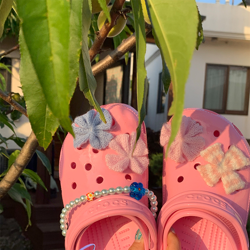 好好好商店！原创可爱针织花朵鞋扣珍珠链洞洞鞋串珠链