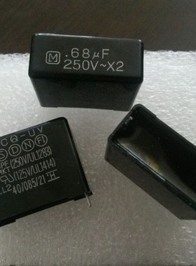 ECQU2A684MV 原装松下Panasonic  安规薄膜电容器 250V0.68UF