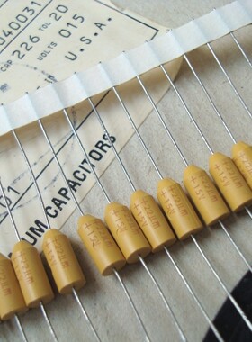 173D226X0015X   173D 15V22UF Vishay / Sprague思碧 轴向钽电容