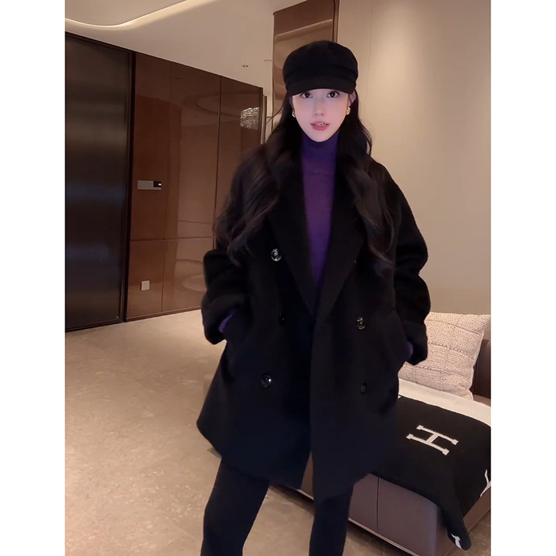 “重磅100苏丽” 中长款黑苏力毛呢大衣-D5SZ8154