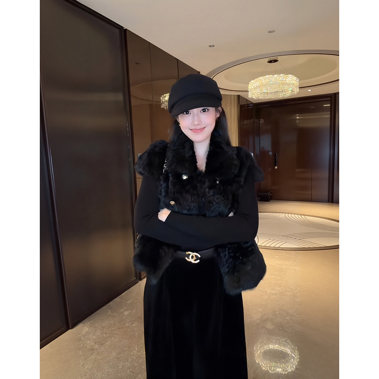 大李plus无袖立领兔毛皮草短款马甲女秋冬低调复古贵气双排扣皮草