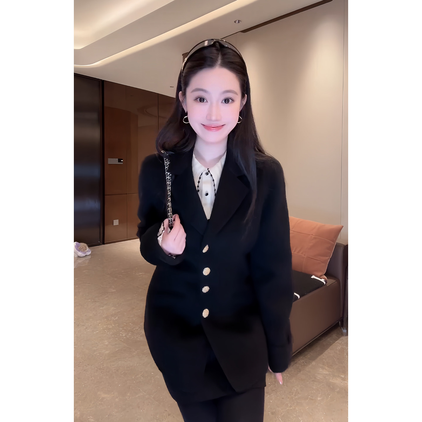 10苏力黑金华夫格纽扣双面呢大衣
