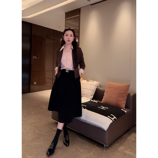 大李plus“黑白撞色假两件针织”软糯亲肤通勤百搭衬衣-SD604222