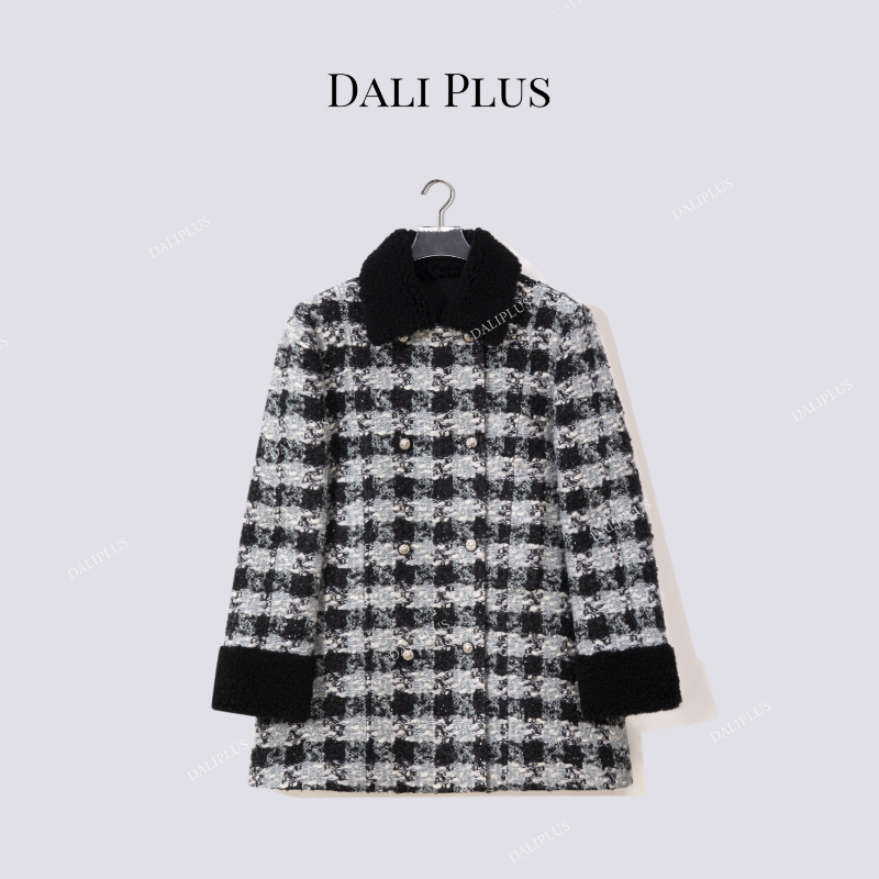 大李plus“滑雪格子鹅绒”100羊毛小香三星95白鹅绒服-D5ST1611