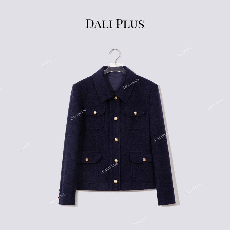 大李plus“绵羊毛混纺夹克”早秋新品藏青翻领多口袋外套SD608133