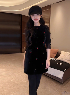 大李plus“樱桃丝绒马甲裙”氛围感优雅女装背心连衣裙-D5ST1668