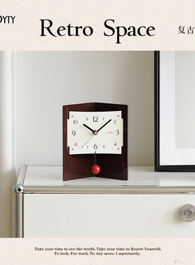 TEBO玄关创意三角时钟摆件客厅电视柜摆台式座钟表桌面艺术装饰品