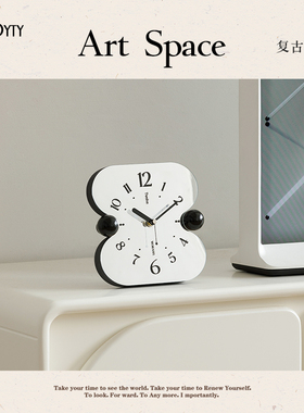 【该商品已降价】高颜值时钟摆件