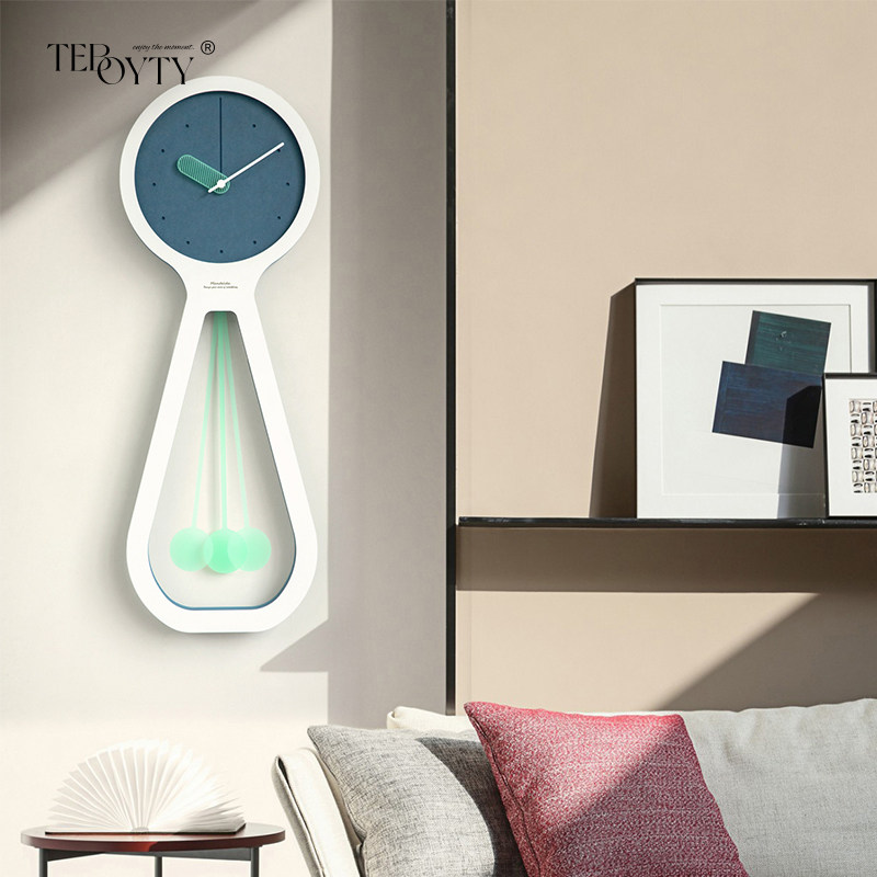 高颜值拯救白墙时尚挂钟