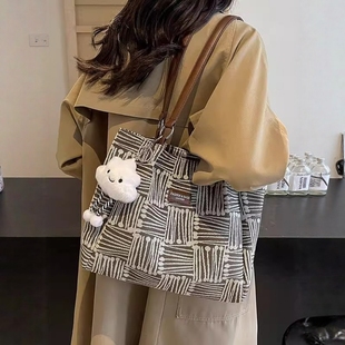 帆布上课通勤包包女大容量2025新款 休闲秋冬百搭高级感单肩托特包