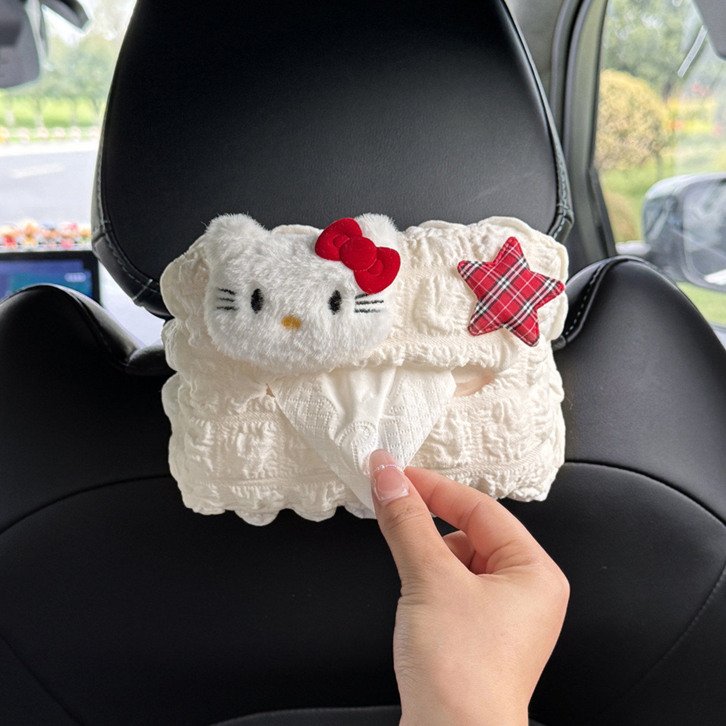 可爱kt纸巾盒车载创意卡通车内挂式纸抽盒新款高级汽车抽纸盒装饰