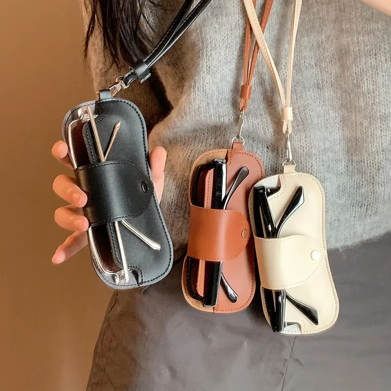 皮革外出便捷眼镜收纳袋保护套挂脖项链通用长款链配饰挂绳墨镜