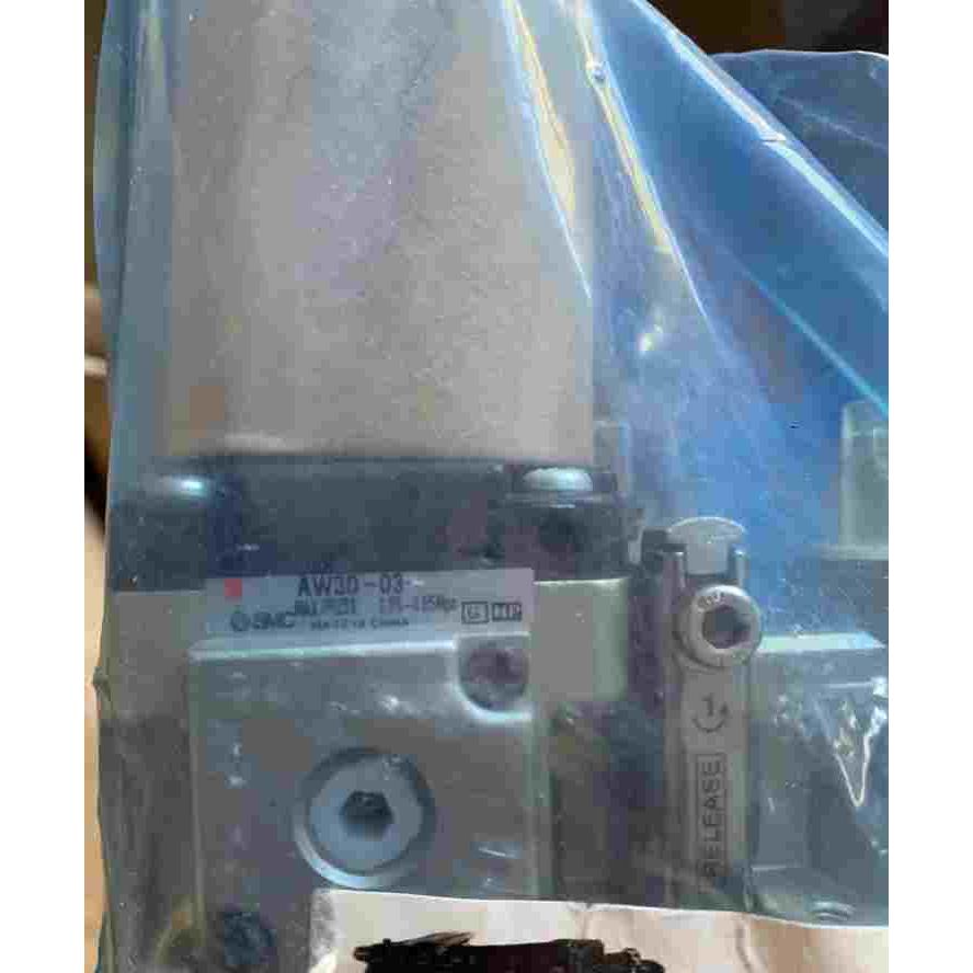 SMC气源AR2560-02 AR2000-02 AW40-03 AC30A-03BG接头KQ2L16-03AS