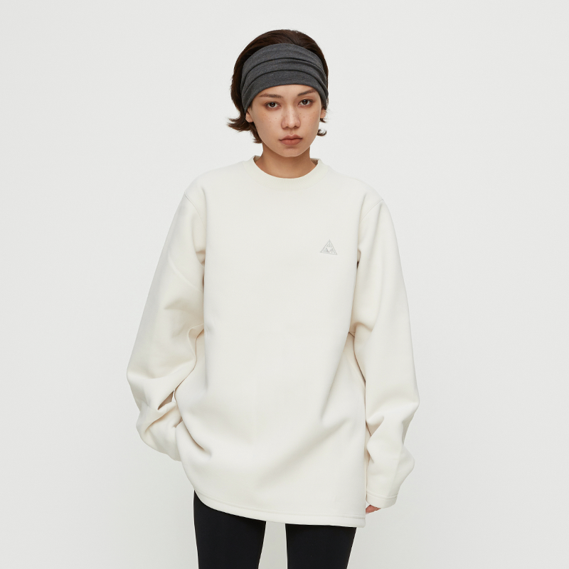 长袖圆领卫衣又见高山春秋