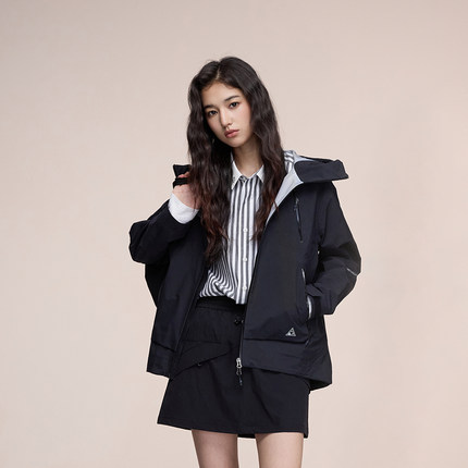 又见高山MetaMount 重构拼接硬壳防风防水冲锋衣2025年秋新品