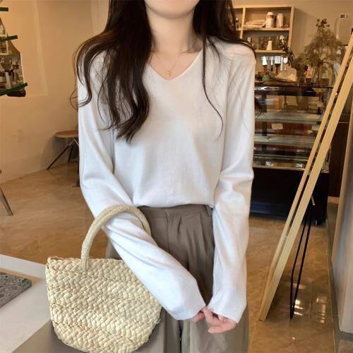2024年春秋季v领针织长袖纯色t恤女新款修身外穿打底衫女内搭上衣
