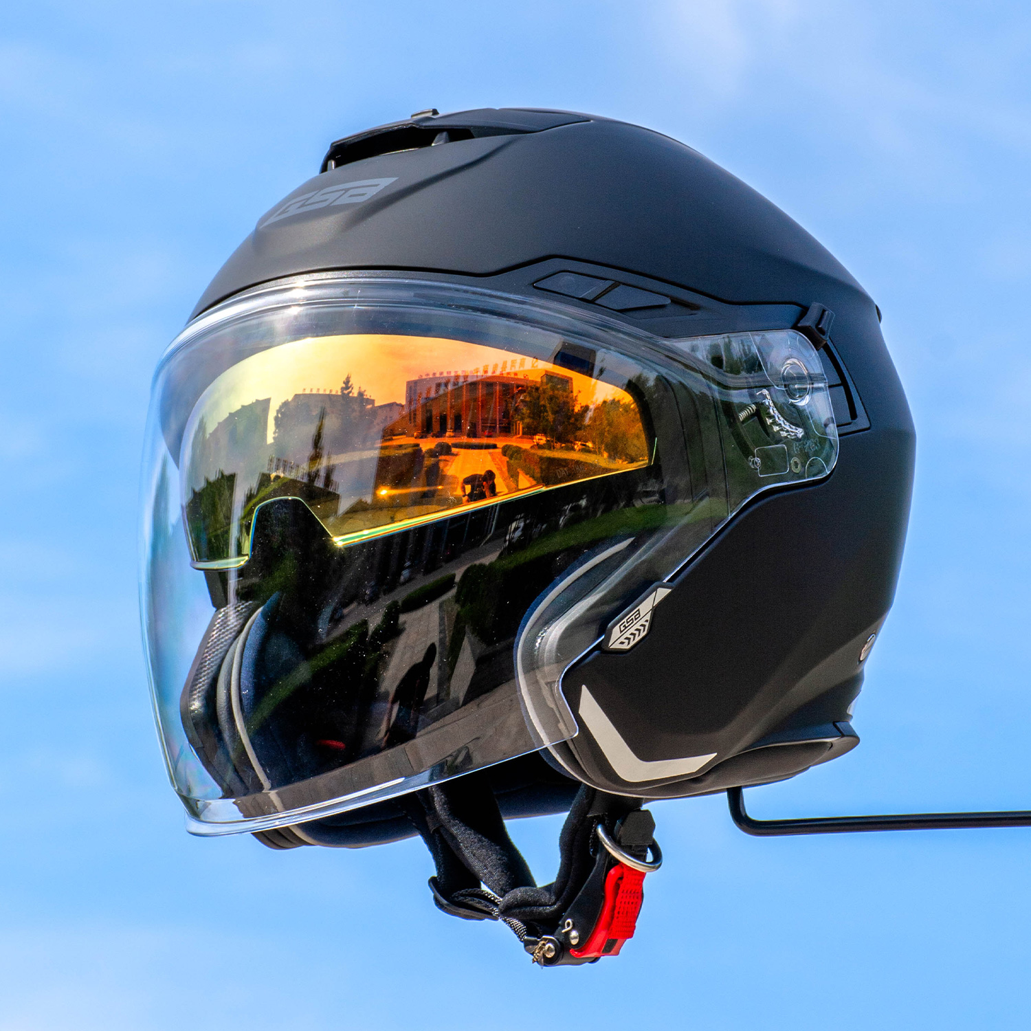 gsb263四分之三头盔摩托车半盔冬季防风保暖透气男女通用通勤骑行