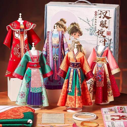 古风服装设计女孩手工制作玩具