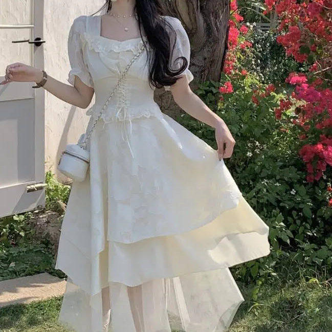 秋冬内搭女收腰连衣裙2025夏新款度假法式小个子显瘦短袖中长裙子