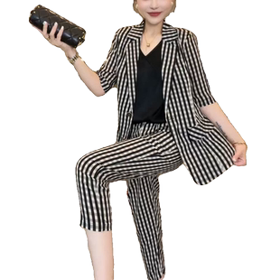 2026夏新款时尚气质显瘦短袖套装女格子西服上衣小脚裤休闲两件套