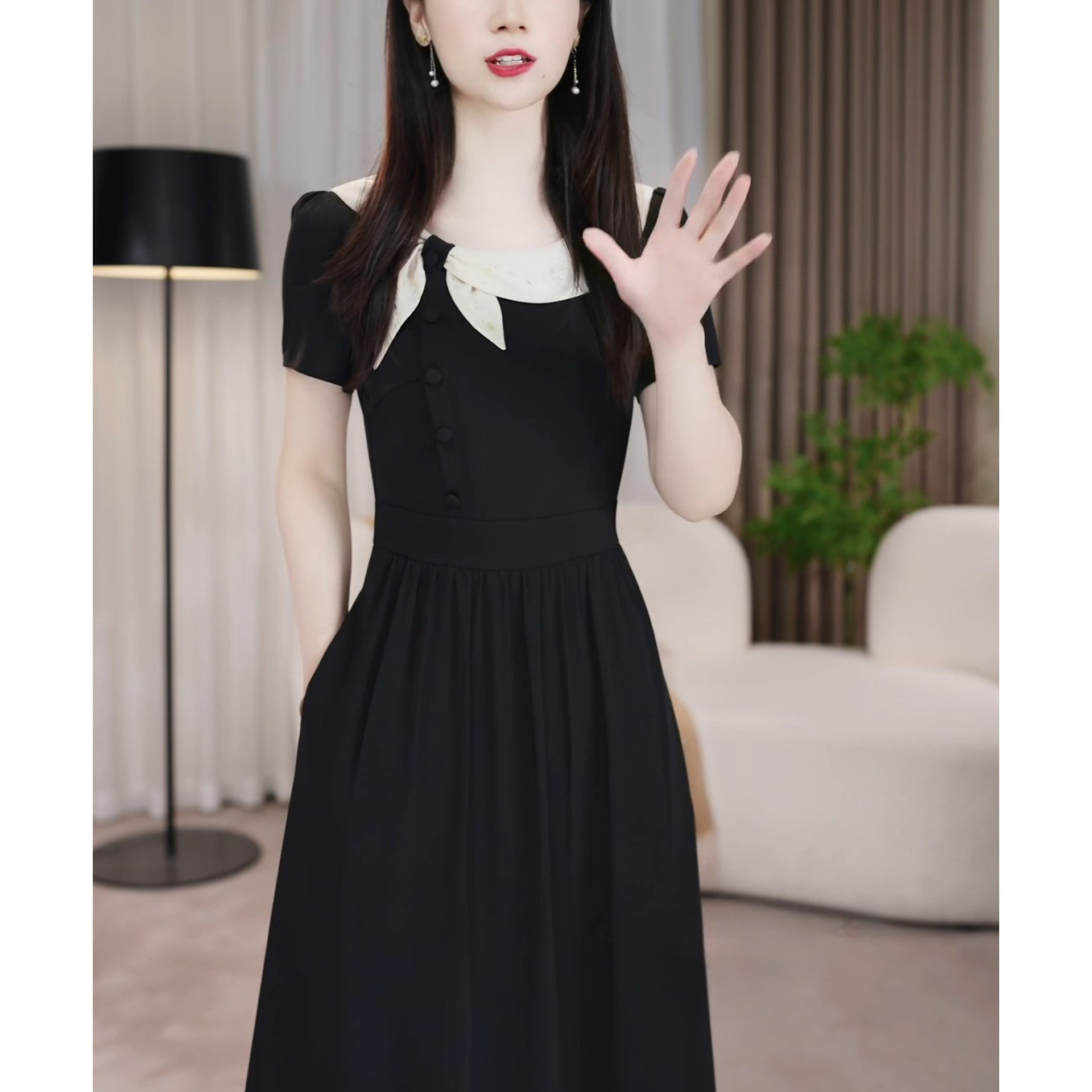 时尚气质百搭显瘦小黑裙子女2025夏季新款休闲中长款纯色连衣裙潮