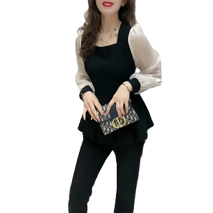 2025早春新款修身显瘦气质套装女洋气泡泡袖压褶上衣微喇裤两件套