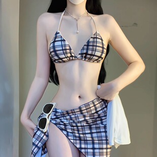 绝美辣妹格子比基尼泳衣小胸聚拢防晒罩衫 度假风海边温泉 新款
