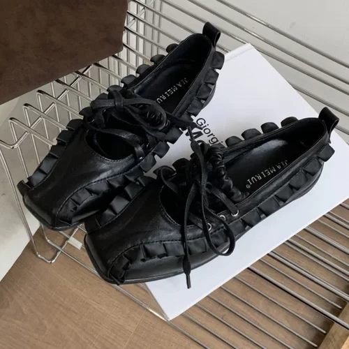 现货小众轻奢2025女鞋韩版芭蕾舞单鞋方头系带低帮皮鞋全皮运动鞋