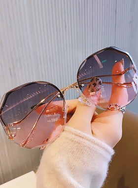 2022年太阳镜女椭圆形