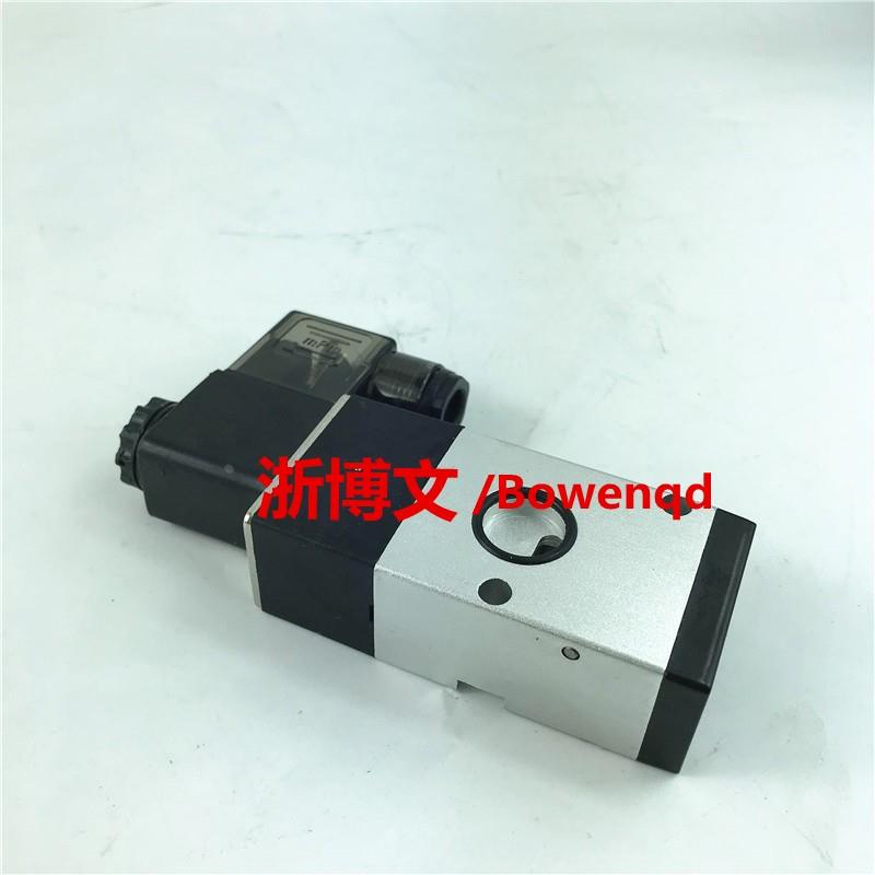 电磁阀 面板阀V3231-08M二位三通换向阀贴面式