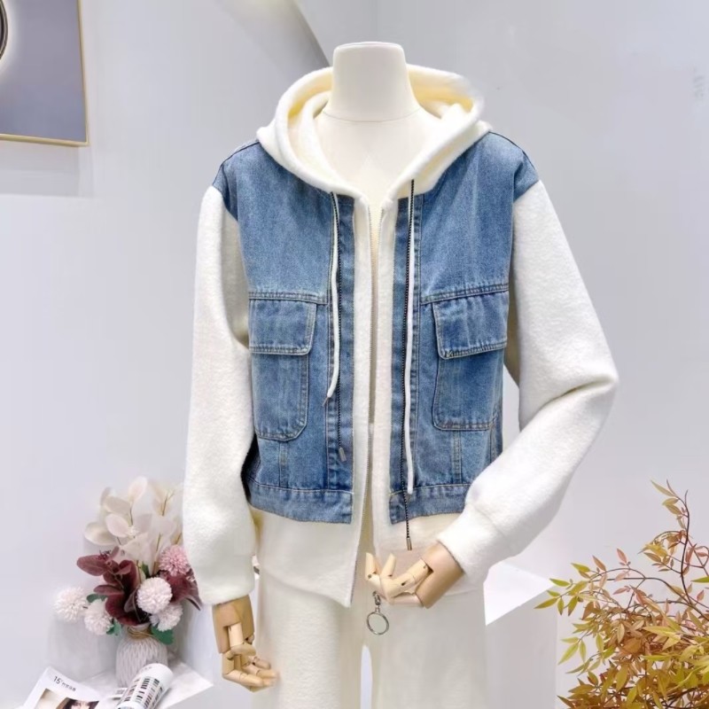 2026新款冬季穿搭牛仔拼接连帽卫衣女韩系设计感假两件棒球服外套