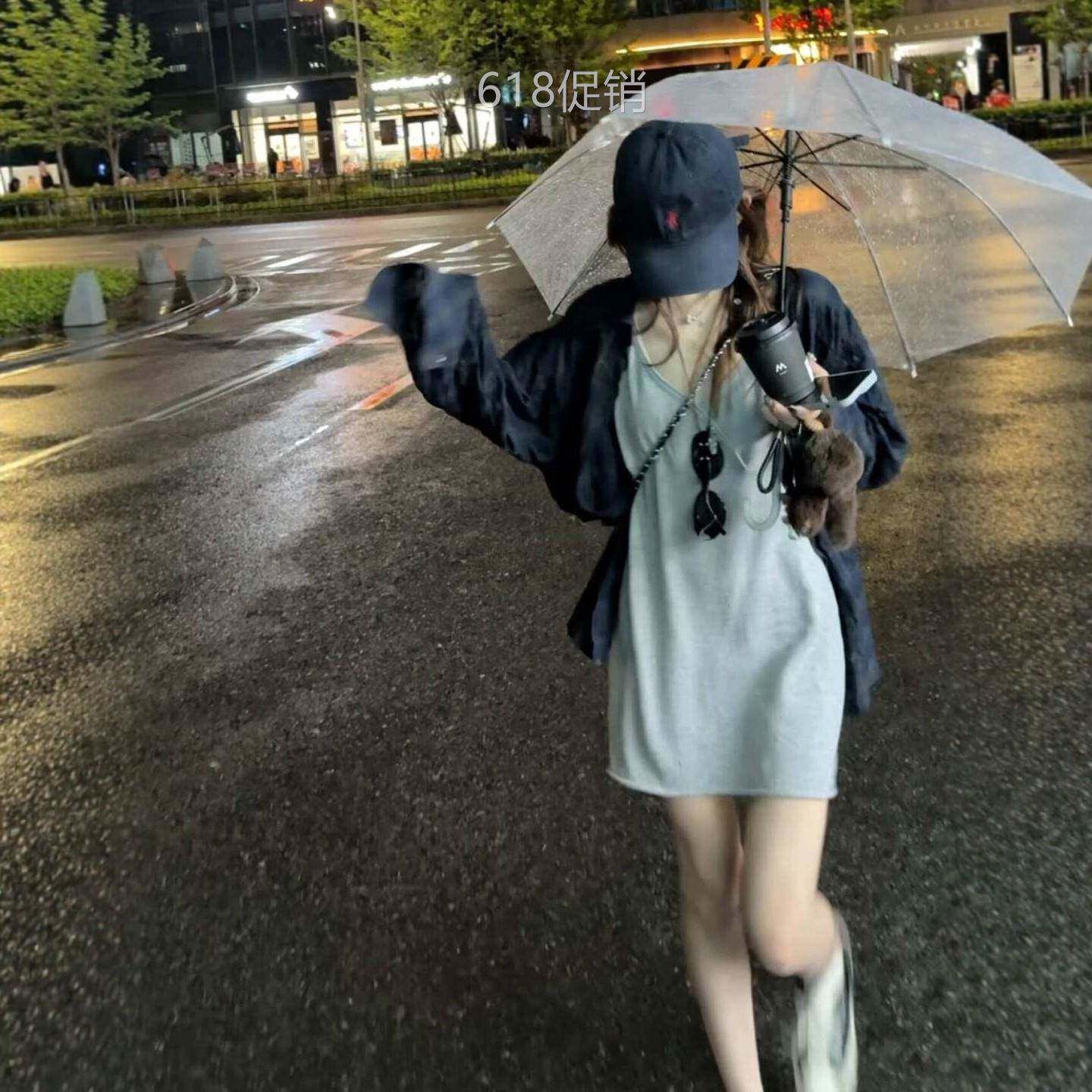 2026夏季慵懒背心裙韩系V领卷边针织吊带裙女叠穿收腰a字洋装