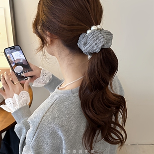 高级感灰色毛线针织珍珠大肠发圈女韩系气质扎头发丸子头发绳头绳