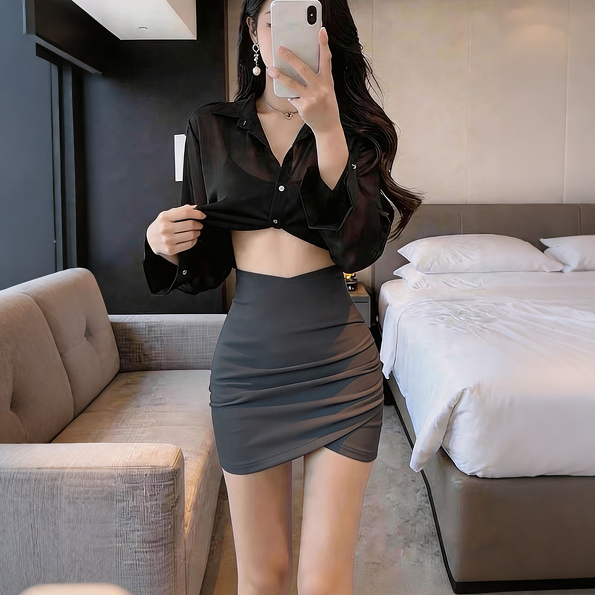 灰色包臀短裙女春秋高腰半身裙短款2026新款OL职业紧身百搭一步裙
