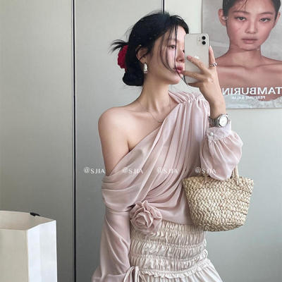 设计感立体花朵斜肩长袖衬衫女春季小众气质褶皱露肩上衣