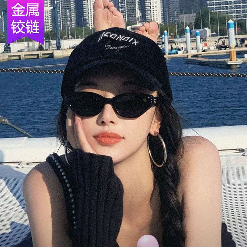 韩系金属铰链新款时尚gm墨镜女高