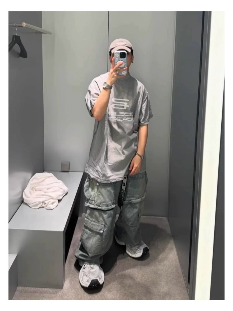 Parisian Cargo Detachable Jeans: Your New Go-To Style Essential! - Product image 3