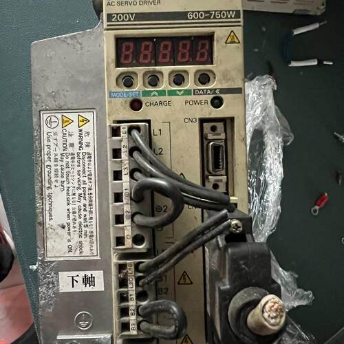 R88D-WT08H 交流伺服驱动器 200V 600-750W 工控驱动议价维修
