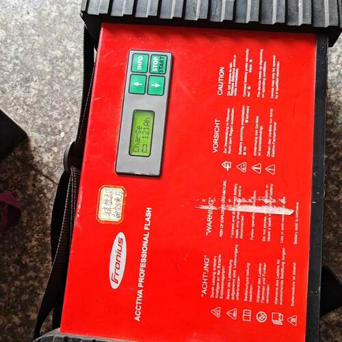 ACCTIVA PROFESSIONAL FLASH 福尼斯 12V 70A议价维修